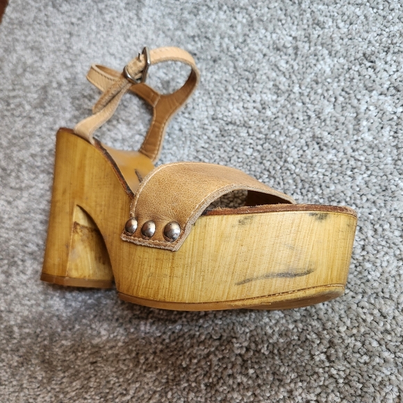 Steve Madden Lavii Tan Leather Wooden Platform 70s Sandals - Picture 10 of 11